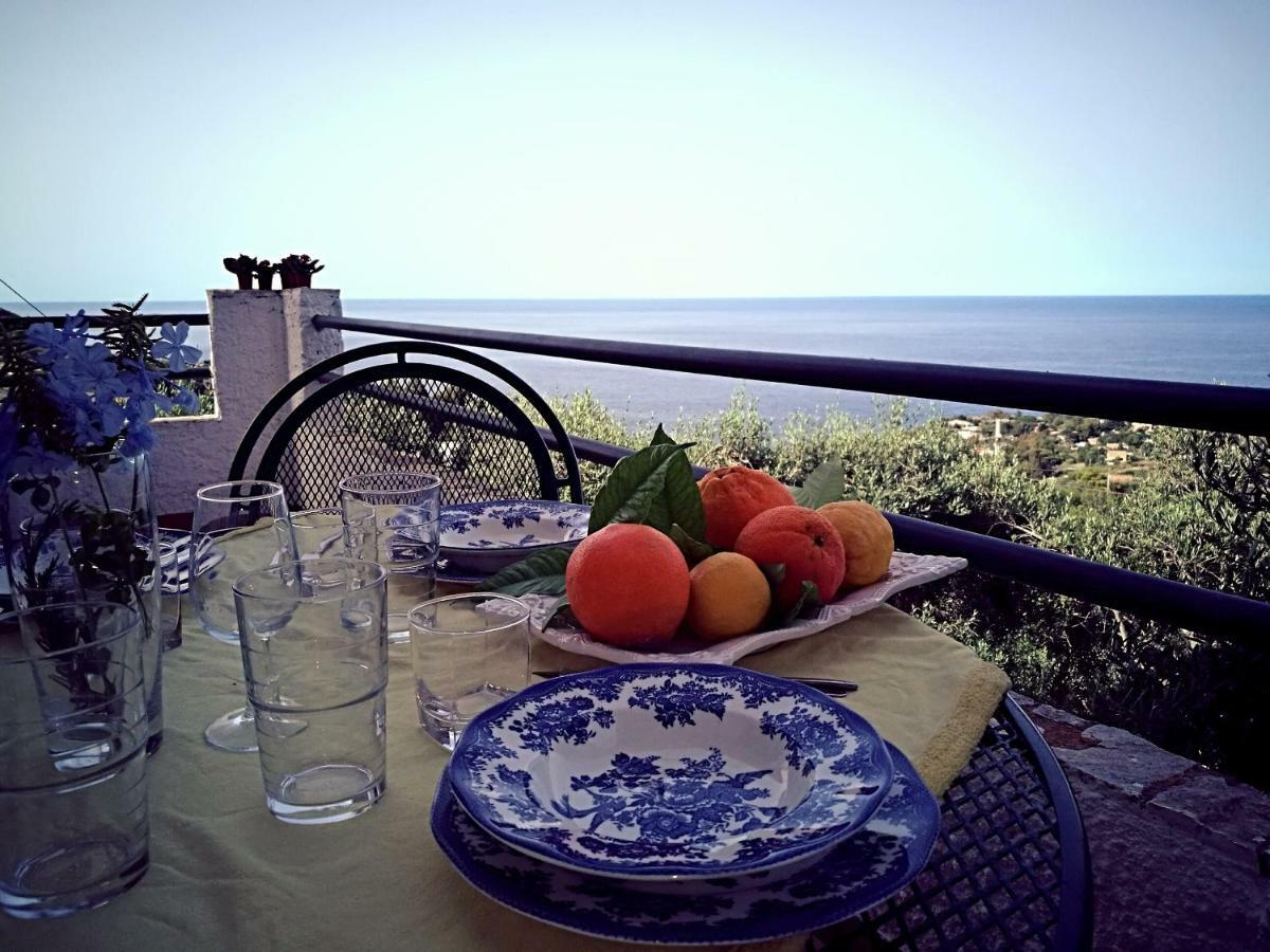 סקופלו Villa Mediterranea מראה חיצוני תמונה